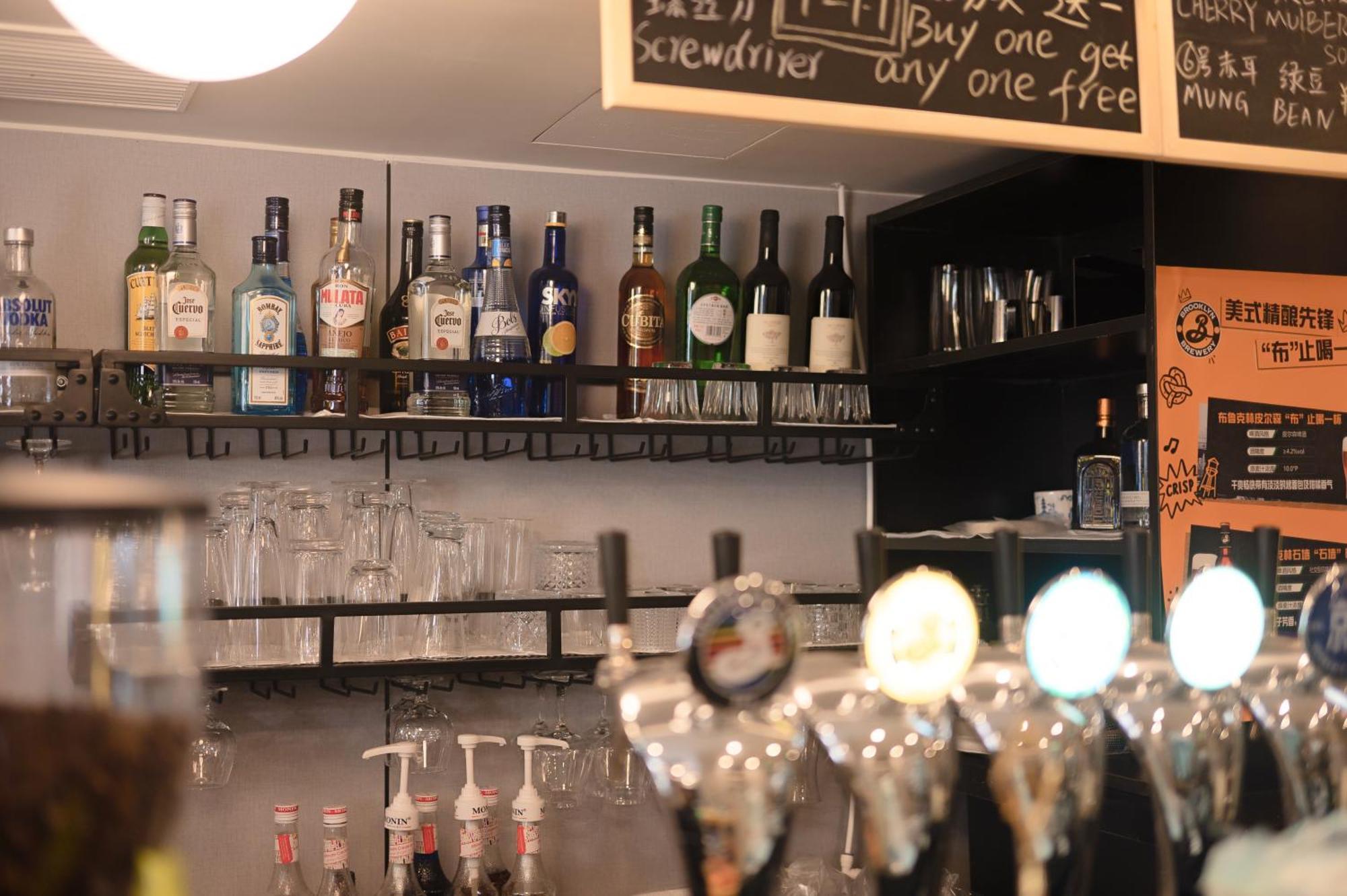 Dayin International Youth Hostel -Near People'S Square & Old Town -Social Area -Bar -Cafe -Gym -Free Laundry Luggage Storage -24H Front Desk -English Service Thượng Hải Ngoại thất bức ảnh
