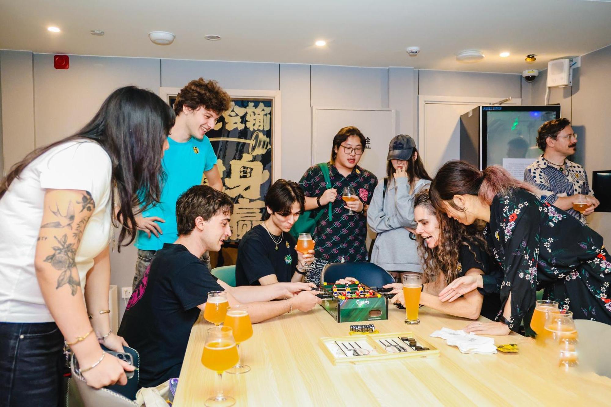 Dayin International Youth Hostel -Near People'S Square & Old Town -Social Area -Bar -Cafe -Gym -Free Laundry Luggage Storage -24H Front Desk -English Service Thượng Hải Ngoại thất bức ảnh