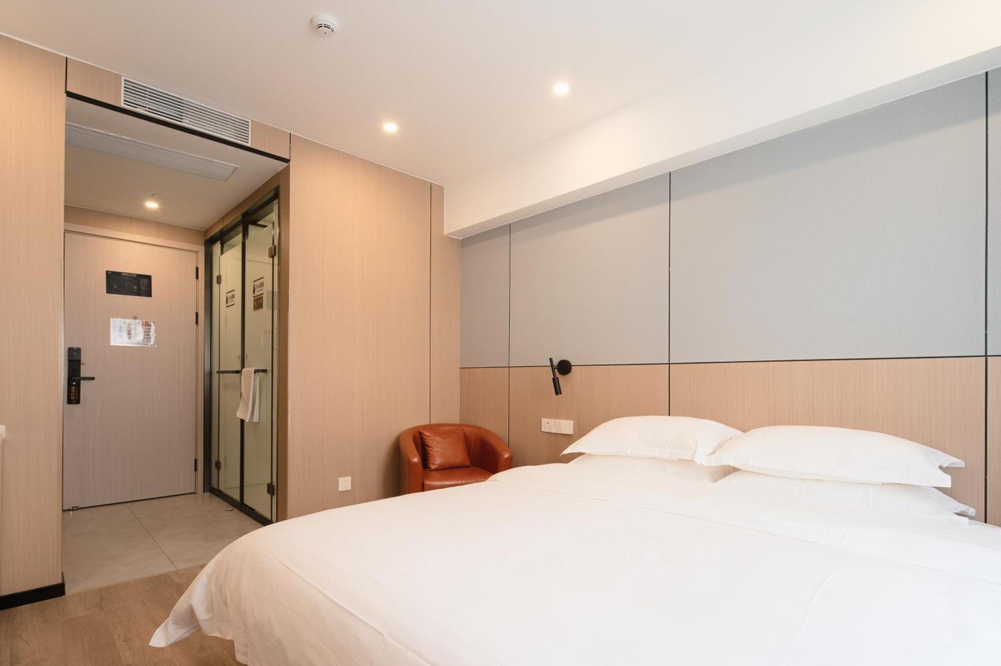 Dayin International Youth Hostel -Near People'S Square & Old Town -Social Area -Bar -Cafe -Gym -Free Laundry Luggage Storage -24H Front Desk -English Service Thượng Hải Ngoại thất bức ảnh